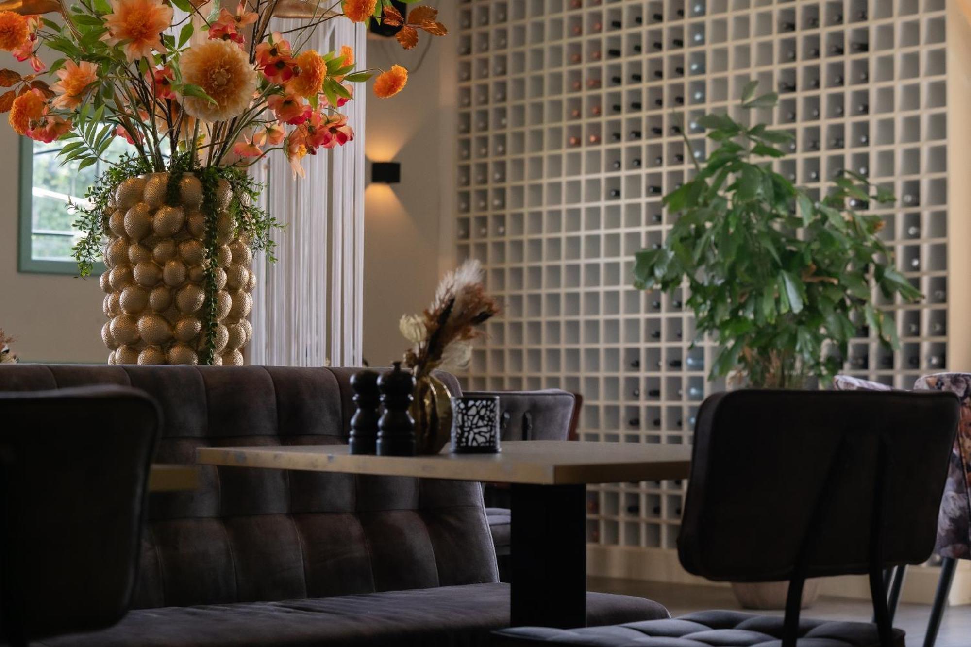 Hotel - Restaurant Hoeve Kromwijk Zoetermeer Eksteriør bilde